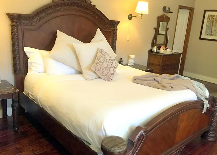 The Georgetown Inn